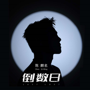 两个小奶球跳舞
